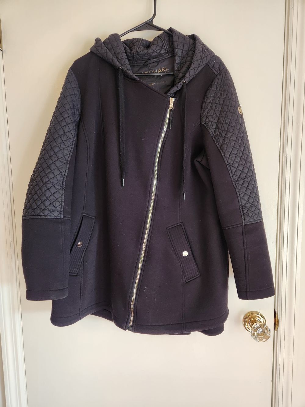 MICHAEL Michael Kors Black Quilted-Sleeve Hooded Trench Coat